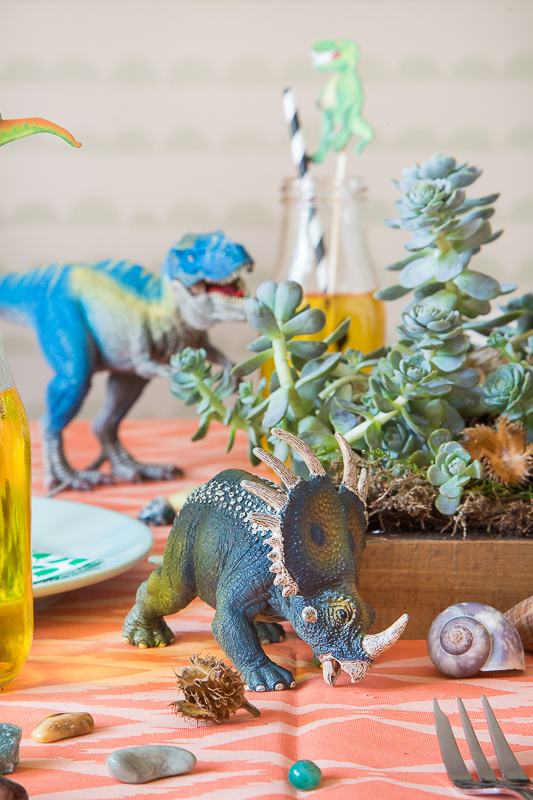 Kindergeburtstag - gigantische Dinosaurier Party Ideen