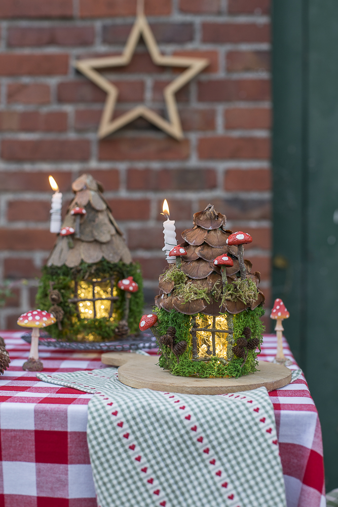 Lichterhäuschen - Ein Adventskranz aus dem Wald